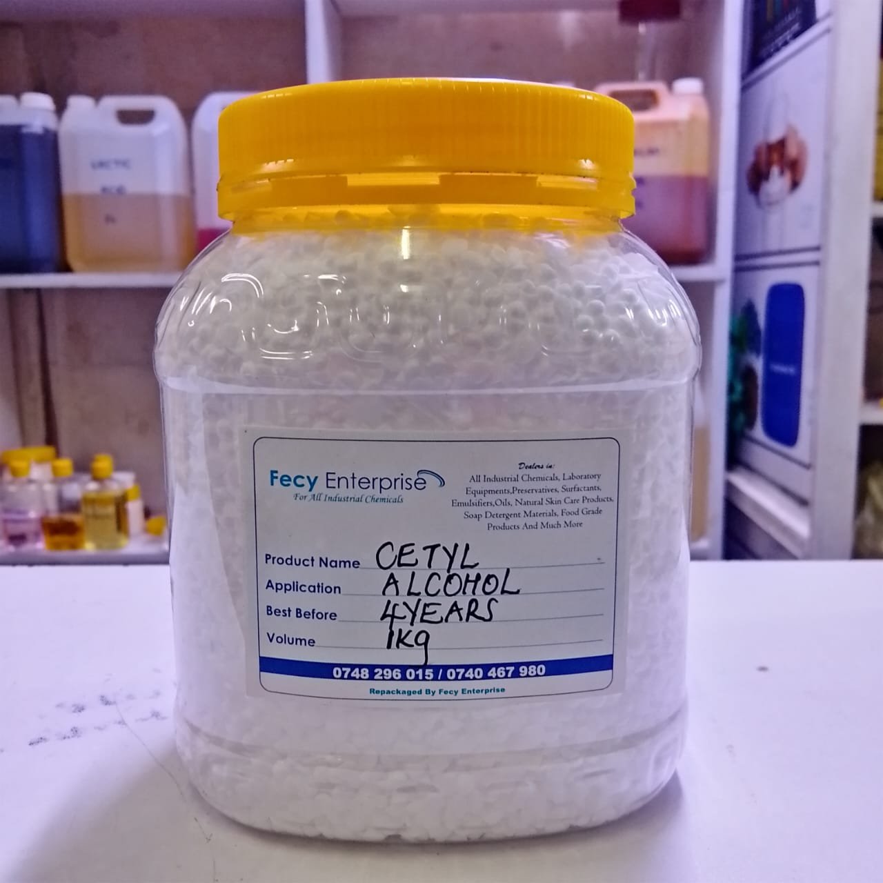 Cetyl Alcohol-Emulisifier.